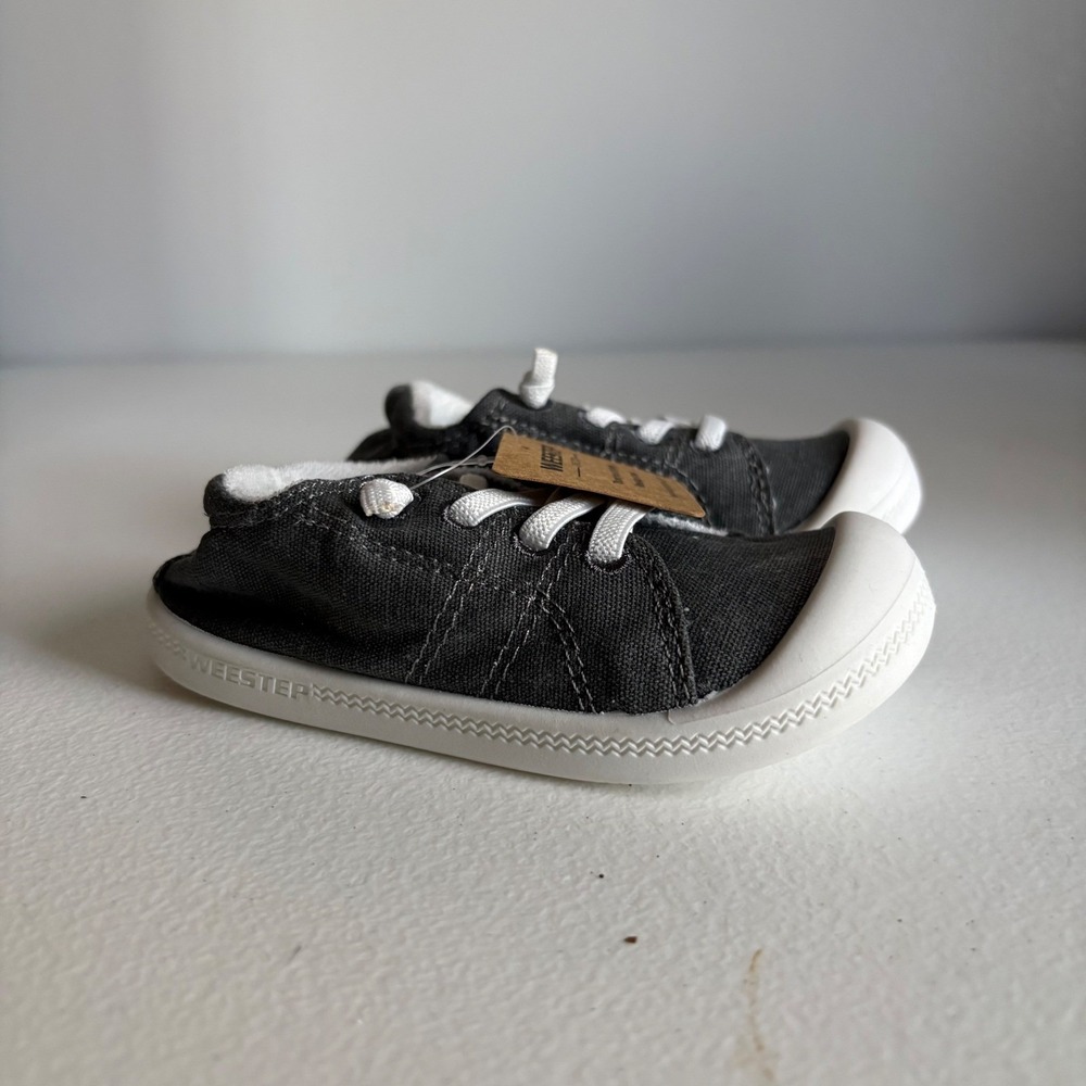 Weestep Unisex Charcoal Canvas‎ Slip On Fashion Sneakers Kids Size 6 New